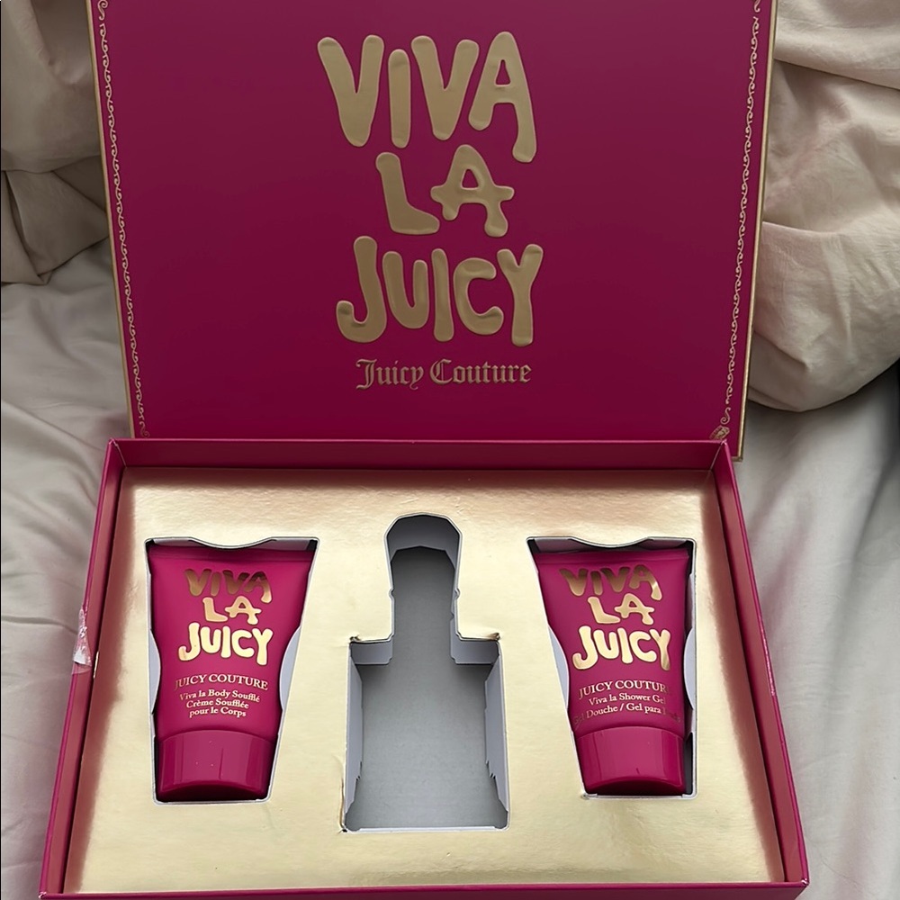 Juicy Couture Viva La Juicy Pink Gift Box shower gel and lotion - no perfume